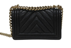 極美品 CHANEL シャネル ボーイシャネル シェブロン Vステッチ チェーン ショルダーバッグ 28番台 キャビアスキン ココマーク ブラック ゴールド金具 中古 4b004256