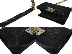 極美品 CHANEL シャネル ボーイシャネル シェブロン Vステッチ チェーン ショルダーバッグ 28番台 キャビアスキン ココマーク ブラック ゴールド金具 中古 4b004256