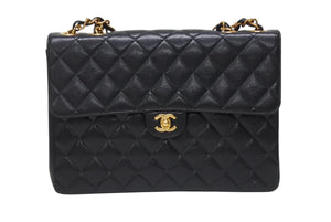 極美品 CHANEL シャネル マトラッセ30 シングルフラップ チェーン ショルダーバッグ キャビアスキン 7番台 ブラック ゴールド金具 中古 4b004260