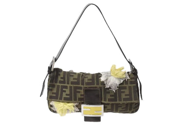 極美品 FENDI フェンディ マンマバケット ワンショルダーバッグ 26424 フラワーモチーフ ズッカ柄 シルバー金具 刺繍 中古 4b004282