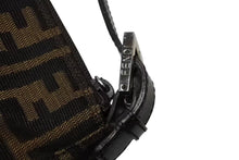 Load image into Gallery viewer, FENDI フェンディ ハンドバッグ ズッカ ブラウン コットンキャンバス シルバー金具 美品 中古 4b004298