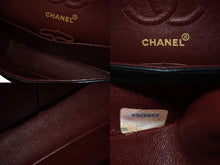 Load image into Gallery viewer, 極美品 CHANEL シャネル マトラッセ23 Wフラップ Wチェーンショルダーバッグ 2番台 ココマーク ラムスキン ブラック ゴールド金具 中古 4b004326