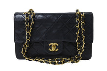 Load image into Gallery viewer, 極美品 CHANEL シャネル マトラッセ23 Wフラップ Wチェーンショルダーバッグ 2番台 ココマーク ラムスキン ブラック ゴールド金具 中古 4b004326