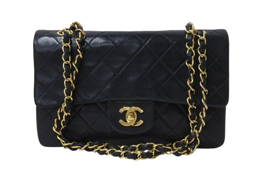極美品 CHANEL シャネル マトラッセ23 Wフラップ Wチェーンショルダーバッグ 2番台 ココマーク ラムスキン ブラック ゴールド金具 中古 4b004326