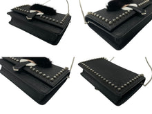 Load image into Gallery viewer, 極美品 FENDI フェンディ ショルダーバッグ チェーンウォレット カールラガーフェルド 8M0346 レザー ブラック シルバー金具 中古 4b004329