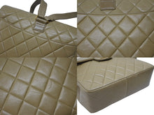 Load image into Gallery viewer, CHANEL シャネル リュック ココマーク マトラッセライン 3番台 1996年 05311 ラムスキン ベージュ ゴールド金具 美品 中古 4b004332