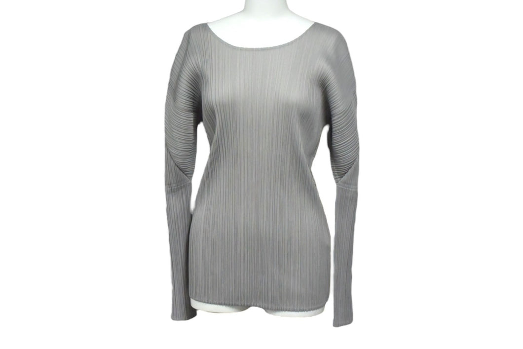 ISSEY MIYAKE イッセイミヤケ プリーツ カットソー IM13JK554 グレー ポリエステル サイズM 美品 中古 4b004349