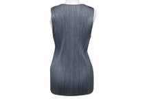 Load image into Gallery viewer, 極美品 ISSEY MIYAKE イッセイミヤケ PLEATS PLEASE プリーツプリーズ タンクトップ ノースリーブ PP04-JK200 サイズ4 グレー 中古 4b004360