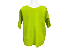Load image into Gallery viewer, me ISSEY MIYAKE ミー イッセイミヤケ プリーツ カットソー MI92KK616 グリーン ポリエステル 美品 中古 4b004376