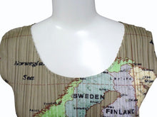 Load image into Gallery viewer, 極美品 ISSEY MIYAKE イッセイミヤケ PLEATS PLEASE プリーツプリーズ World Map Shirt タンクトップ PP81-JK591 サイズ3 中古 4b004372