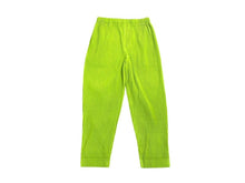 Load image into Gallery viewer, HOMME PLISSE ISSEY MIYAKE オム プリッセ イッセイミヤケ プリーツテーパードパンツ HP03JF141 グリーン 2 美品 中古 4b004375