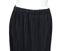 Load image into Gallery viewer, PLEATS PLEASE プリーツプリーズ イッセイミヤケ プリーツ スカート PP23-JG806 ブラック ポリエステル 3 美品 中古 4b004399