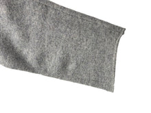 Load image into Gallery viewer, Lucien Pellat-Finet ルシアンペラフィネ ニット セーター スヌーピー セーター グレー カシミヤ 美品 中古 4b004423