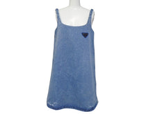 Load image into Gallery viewer, 極美品 PRADA プラダ オーガニックデニム ミニドレス GFA122 サイズ36 トライアングルロゴ インディゴブルー 中古 4b004454