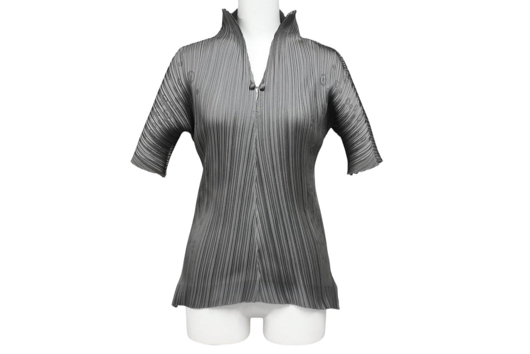 極美品 ISSEY MIYAKE ME イッセイミヤケ スリーブ 総柄 カットソー IF62FJ21902 グレー 中古 4b004463