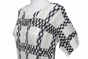 極美品 ISSEY MIYAKE ME イッセイミヤケ スリーブ カットソー IM71FJ945 ブラック ホワイト マルチカラー 中古 4b004465