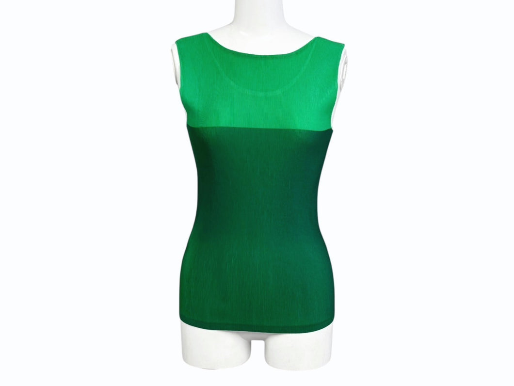 極美品 ISSEY MIYAKE イッセイミヤケ PLEATS PLEASE プリーツプリーズ タンクトップ PP41FK311 サイズ03 グリーン 中古 4b004468