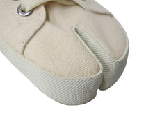 Load image into Gallery viewer, Maison Margiela メゾンマルジェラ Tabi 足袋 スニーカー アイボリー キャンバス S57WS0252 靴 ローカット サイズ37 美品 中古 4b004506