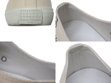 Load image into Gallery viewer, Maison Margiela メゾンマルジェラ Tabi 足袋 スニーカー アイボリー キャンバス S57WS0252 靴 ローカット サイズ37 美品 中古 4b004506