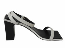 Load image into Gallery viewer, 極美品 BALENCIAGA バレンシアガ スクエア サンダル 570298 イタリア製 レザー ホワイト ブラック サイズ37 中古 4b004513
