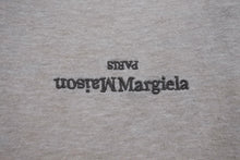 Load image into Gallery viewer, Maison Margiela メゾンマルジェラ 半袖Tシャツ リバースロゴ トップス S23984 コットン ベージュ サイズ50 美品 中古 4b004532