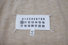 Load image into Gallery viewer, Maison Margiela メゾンマルジェラ 半袖Tシャツ リバースロゴ トップス S23984 コットン ベージュ サイズ50 美品 中古 4b004532