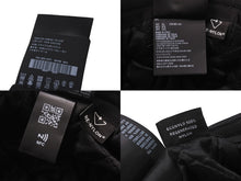 Load image into Gallery viewer, 極美品 PRADA プラダ ロゴプレート フィッシャーマン キャップ 帽子 2HC168 ナイロン ブラック シルバー金具 サイズXL 中古 4b004548