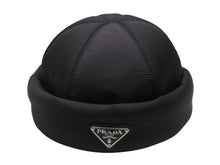 Load image into Gallery viewer, 極美品 PRADA プラダ ロゴプレート フィッシャーマン キャップ 帽子 2HC168 ナイロン ブラック シルバー金具 サイズXL 中古 4b004548