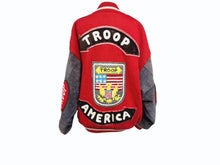 Load image into Gallery viewer, TROOP トゥループ スタジャン VINTAGE ヴィンテージ ワッペン LL COOL J 激レア レッド サイズL 美品 中古 4b004575