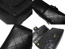 Load image into Gallery viewer, 極美品 CHANEL シャネル マトラッセ27 Sフラップ Wチェーンショルダーバッグ 1番台 ラムスキン ココマーク ブラック ポーチ付き 中古 4b004620