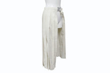 Load image into Gallery viewer, 新品未使用 Christian Dior クリスチャンディオール プリーツ ロングスカート 393C902A5845 サイズU ウール リネン アイボリー 中古 4b004622