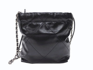 極美品 CHANEL シャネル シャネル22 ミニ チェーンショルダーバッグ AS3980 ランダム番台 カーフスキン ブラック 中古 4c069520