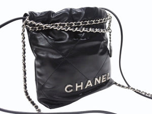 極美品 CHANEL シャネル シャネル22 ミニ チェーンショルダーバッグ AS3980 ランダム番台 カーフスキン ブラック 中古 4c069520
