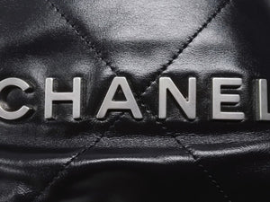 極美品 CHANEL シャネル シャネル22 ミニ チェーンショルダーバッグ AS3980 ランダム番台 カーフスキン ブラック 中古 4c069520