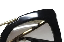 Load image into Gallery viewer, PRADA プラダ サングラス サイドロゴ SPR AB-0A7 ブラック ゴールド サイズ49□26 美品 中古 4b004631