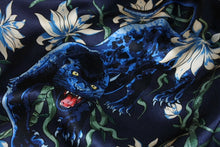 Load image into Gallery viewer, 極美品 LOUIS VUITTON ルイヴィトン 16SS パンサー シルク パジャマシャツ キムジョーンズ期 シルク ネイビー サイズS 中古 4b004747