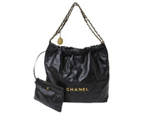 Load image into Gallery viewer, 極美品 CHANEL シャネル 22 ハンドバッグ ショルダーバッグ ランダム番台 シャイニーカーフスキン ブラック ゴールド金具 中古 4b004767