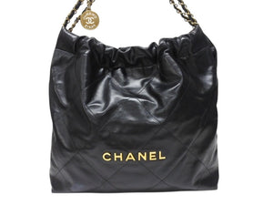 極美品 CHANEL シャネル 22 ハンドバッグ ショルダーバッグ ランダム番台 シャイニーカーフスキン ブラック ゴールド金具 中古 4b004767
