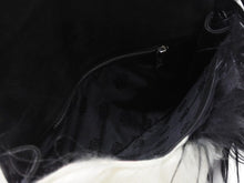 Load image into Gallery viewer, 極美品 CHROME HEARTS クロムハーツ ファー クラッチバッグ セカンドバッグ スクロールラベル シルバー925 レザー バイカラー 中古 4b004817