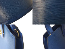 Load image into Gallery viewer, LOUIS VUITTON ルイヴィトン クリュニー ショルダーバッグ M52255 エピ レザー ブルー ゴールド金具 美品 中古 4b004818