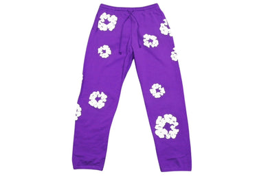 新品未使用 DENIM TEARS デニムティアーズ THE COTTON WREATH コットンリース スウェットパンツ DTSPP004 サイズXL パープル 中古 4b004851