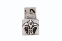 Load image into Gallery viewer, CHROME HEARTS クロムハーツ CIGARETTE ROLLER シガレットローラー BSフレア 重量約131.9g 2002/.925刻印 シルバー 美品 中古 4b004876