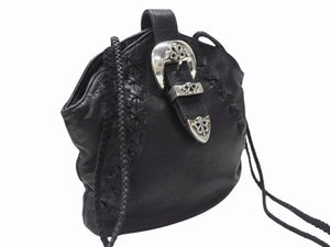 極美品 CHROME HEARTS クロムハーツ 3ピースベルト レザーショルダーバッグ スクロールラベルロゴ ブラック シルバー925 中古 4b004878
