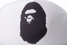 Load image into Gallery viewer, A BATHING APE アベイシングエイプ エイプヘッド ロゴ メッシュキャップ 帽子 ブラック ホワイト フリーサイズ 美品 中古 4b004879