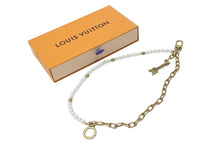 画像をギャラリービューアに読み込む, 新品未使用 LOUIS VUITTON ルイヴィトン バッグチャーム チェーンベルト パール M01689 ガラスパール メタル Pharrell Williams 中古 4b004894