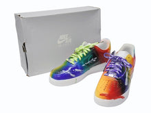 Load image into Gallery viewer, 新品未使用 NIKE ナイキ AirForce1 エアフォースワン スニーカー ペイント レザー ラインストーン ホワイト マルチカラー サイズ11 中古 4b004916