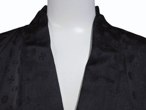 極美品 CHROME HEARTS クロムハーツ 総柄 マルチモチーフ シルク ガウンコート ブラック サイズM 中古 4b004925