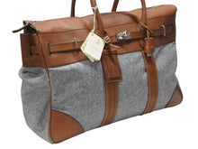 Load image into Gallery viewer, Brunello Cucinelli ブルネロクチネリ カントリーバッグ ビジネスバッグ レザー ウール ブラウン グレー シルバー金具 美品 中古 4b004968