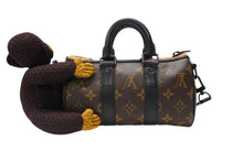 Load image into Gallery viewer, 極美品 LOUIS VUITTON ルイヴィトン キーポルXS LVフレンドニットパペット ヴァージル期 M80118 モノグラムキャンバス レザー ブラウン オレンジ 中古 4b004886