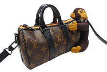 Load image into Gallery viewer, 極美品 LOUIS VUITTON ルイヴィトン キーポルXS LVフレンドニットパペット ヴァージル期 M80118 モノグラムキャンバス レザー ブラウン オレンジ 中古 4b004886